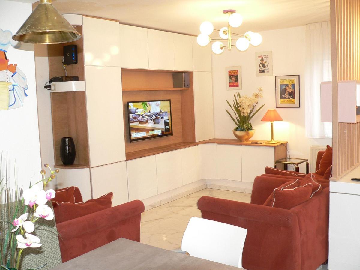 Liege 4420 Rue Jean Jaures 45 Grande Maison Joyeuse Avec Terrasse 30M2 Pour 8 Personnes Maximum Saint-Nicolas  Bagian luar foto