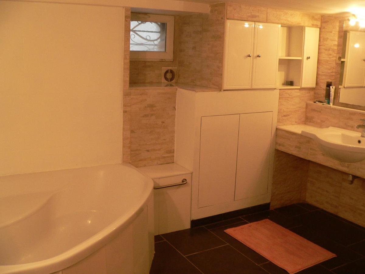 Liege 4420 Rue Jean Jaures 45 Grande Maison Joyeuse Avec Terrasse 30M2 Pour 8 Personnes Maximum Saint-Nicolas  Bagian luar foto